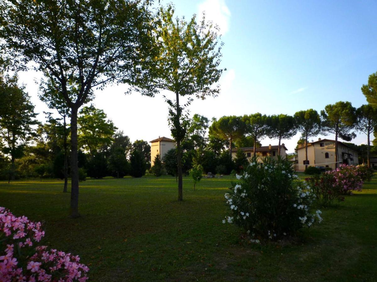 Hotel La Torretta Ассизи Экстерьер фото
