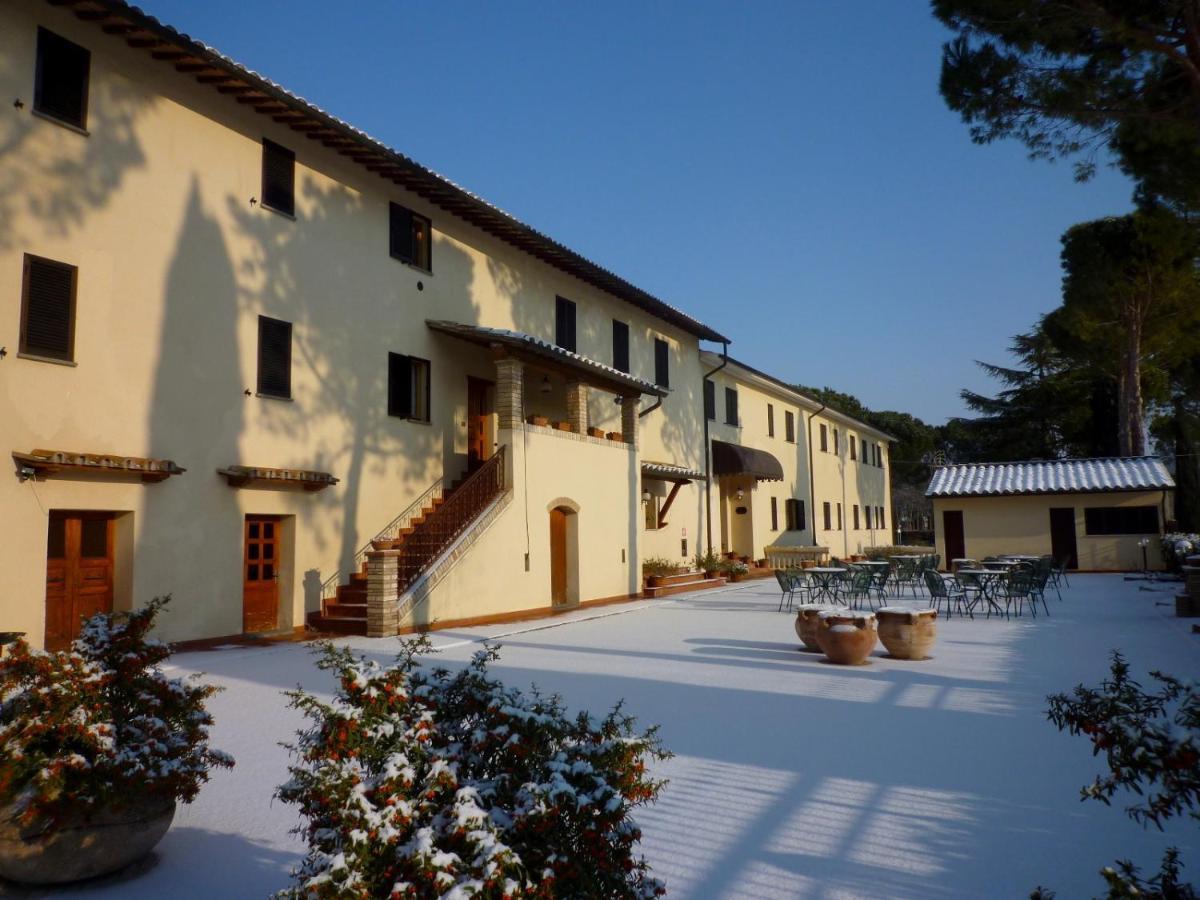 Hotel La Torretta Ассизи Экстерьер фото